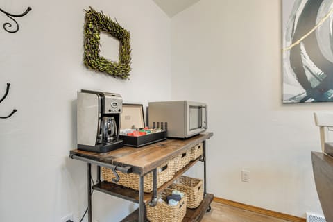 Coffee Bar | Main Level