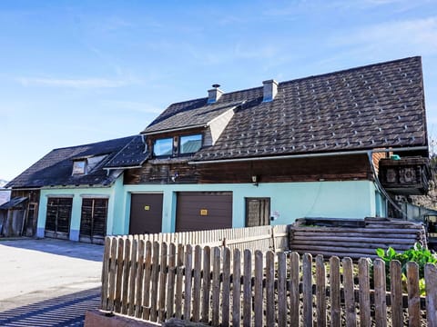Cloud, Sky, Property, Window, Building, Wood, House, Architecture, Cottage, Rural Area