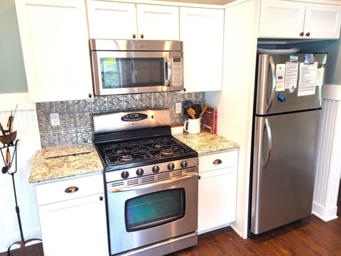 LARGER HOUSE - KITCHEN:  Full kitchen with all appliances including a dishwasher.