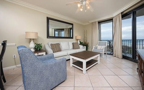 Phoenix X 211, Orange Beach, Alabama, beach front, 2 bedroom condominium on the 2nd floor