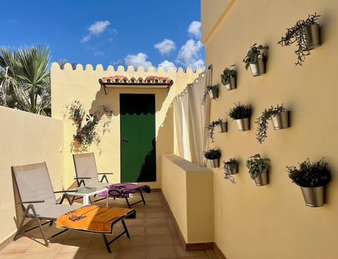 Amplia terraza situada en el piso superior de uso exclusivo