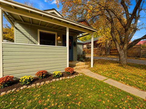 Park Bungalow