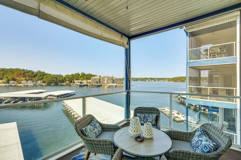 Lake Ozark Vacation Rental | 3BR | 2BA | 1,200 Sq Ft | Step-Free Access