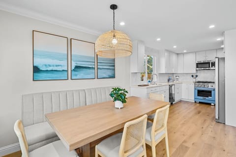 Open concept dining with kitchen