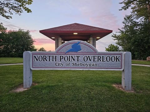 North Point Overlook is a 2 minute walk. Beautiful views of Lake Michigan!