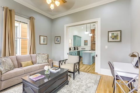 New Orleans Vacation Rental | 2BR | 2BA | 1,100 Sq Ft | Stairs to Enter