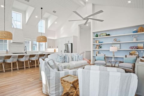 Main Living Space, 2nd Floor