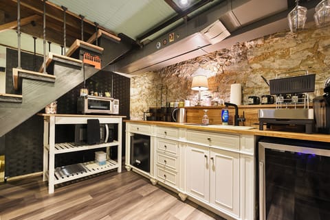 Another angle of your well-equipped efficiency kitchen.