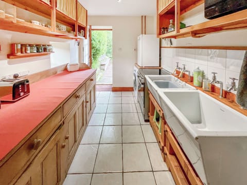 Kitchen | Farmtoun Cottage, Forfar