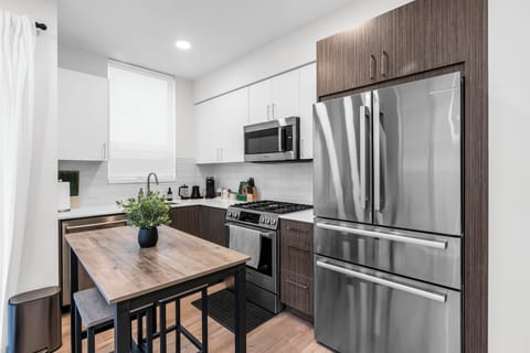 Full kitchen perfect for a home cooked meal