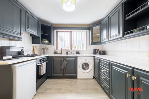 48faf357-ebdd-447f-bd7e-27fc0da73351