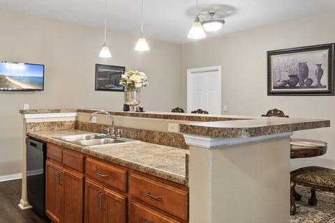 Perfect for families, professionals, or solo travelers who enjoy cooking, this kitchen is stocked with all the essentials, ensuring a convenient and enjoyable cooking experience.