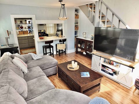 Curl up in the breezy living room & stream your favorite entertainment