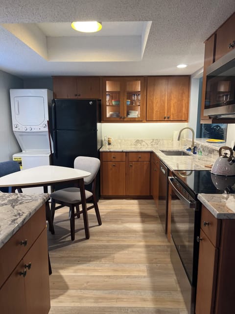 The electronic counter has USB plugs behind the pull out drawer. Lights/dimmers