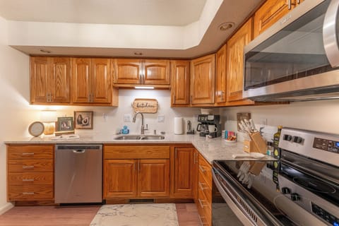 Full kitchen and with lots of extras!
