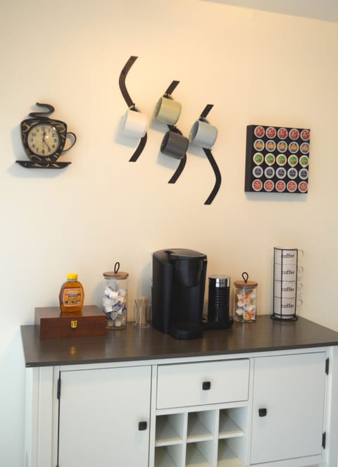 Coffee provided, but please feel free to bring your own for longer stays.