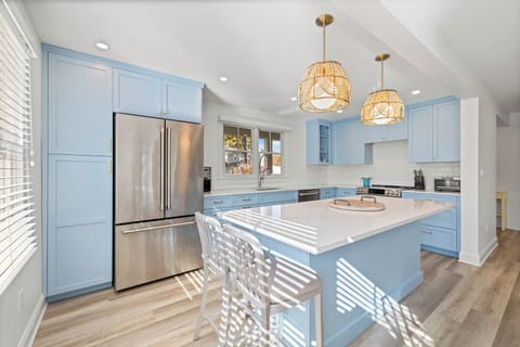 e23f3ed2-d683-4135-b05a-d471f1236db2