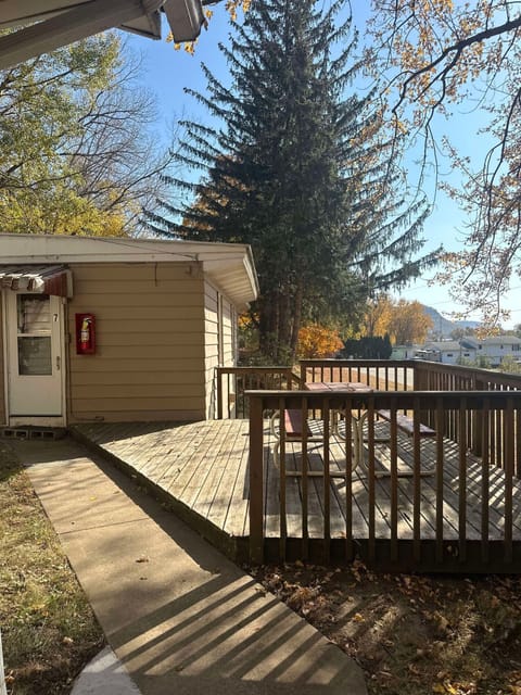 Seating area with picnic table