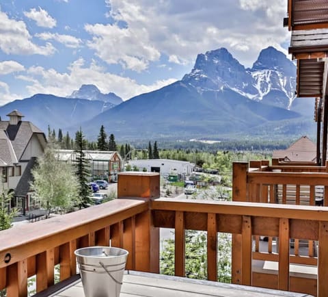 Your front row seat to the mountains