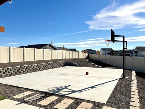 Sport court