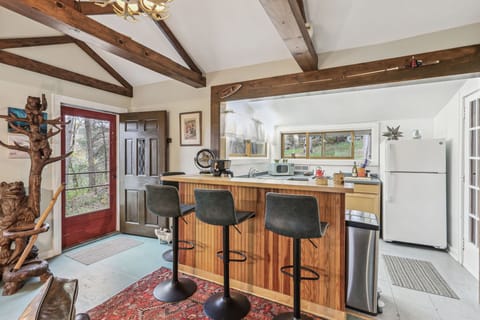 Eat in Kitchen. Lots of Windows.