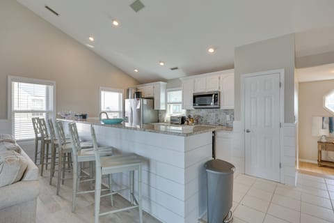 Kitchen | Cooking Basics | Coffee Maker | 2nd Floor