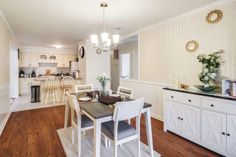 Dining Area & Kitchen | Keurig | Drip Coffee Pot | Air Fryer | Blender