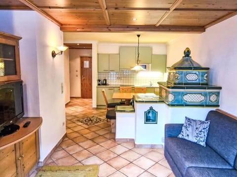 Interior Design, Ceiling, Furniture, Flooring, Floor, Room, Couch, Living Room, Chair