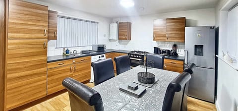 Kitchen-Diner (Ground Floor)