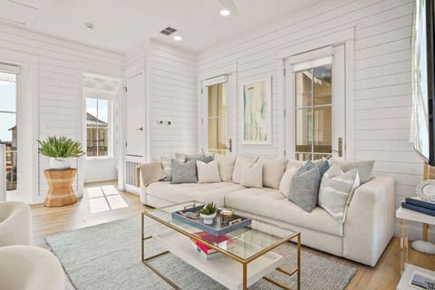 Living Room, 2nd Floor