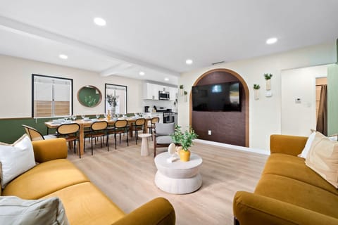 Elegant Living Space with Comfy Seating