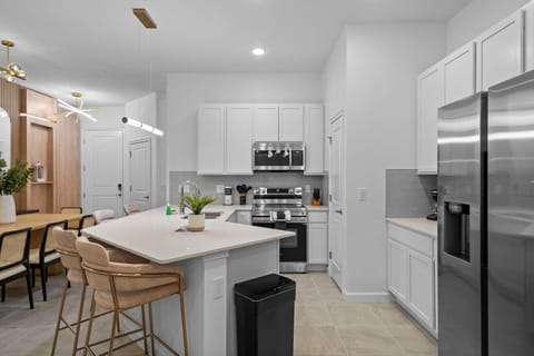 Fully-equipped kitchen