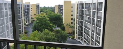 2BR – Penthouse, Pool, Beach & Water Views (164)