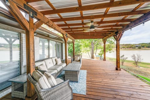Little Elm Vacation Rental | 4BR | 3BA | 2,437 Sq Ft | 1 Step to Enter