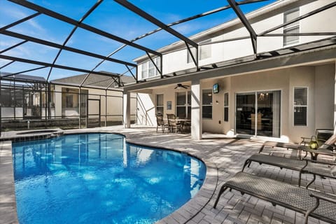 Pool Deck (Angle)