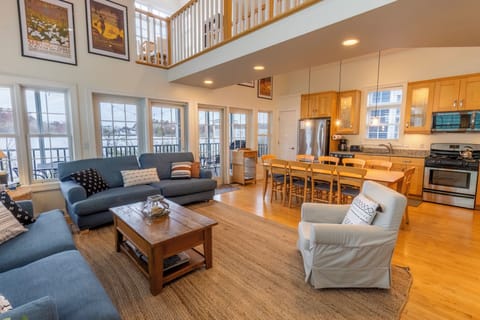 Main Level | Living Room