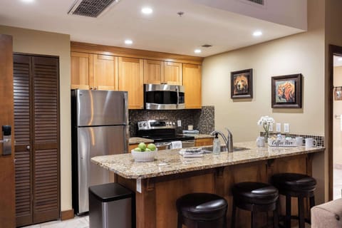 Fully equipped kitchen