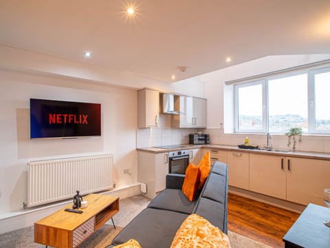 Living Room / Lounge