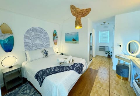 Main Bedroom Queen Size bed