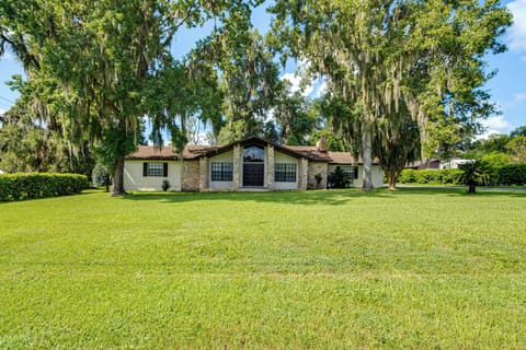 Ocala Vacation Rental | 3BR | 2BA | 1,850 Sq Ft | Stairs to Access