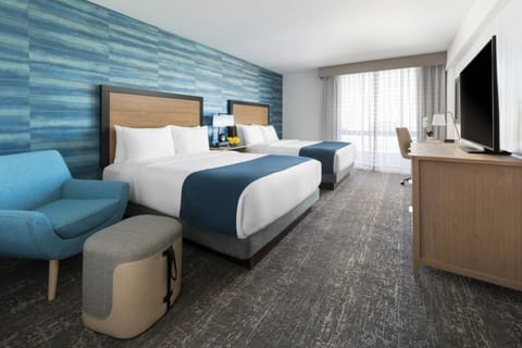 Unit with 2 Queen size beds