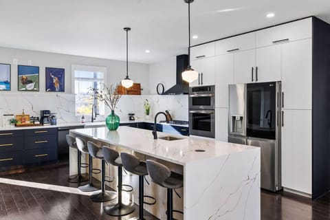 Kitchen with oversized island, dual sinks & LG smart appliances