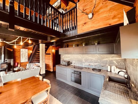 Open plan kitchen and dining area