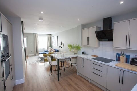 Open plan kitchen and living room