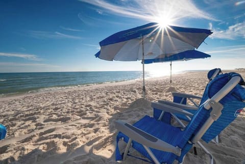 Welcome to Sugar Beach 323!