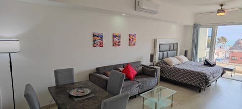 Bed,Living Room