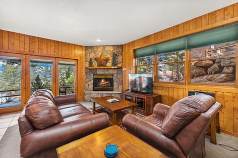 C2 Living Room