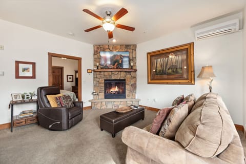 F4 Living Room