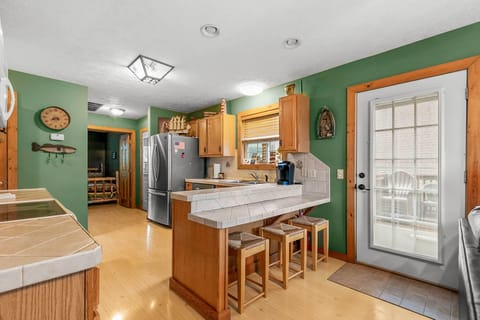 Kitchen | Stove/Oven | Microwave | Drip Coffee Maker | 2nd Floor