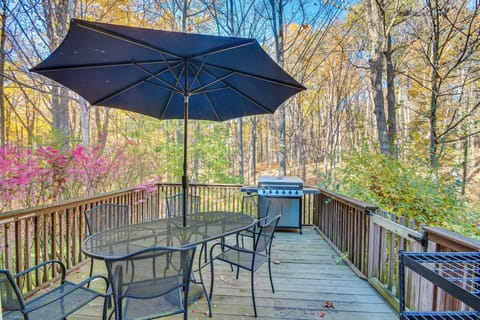 Private Deck | Gas Grill